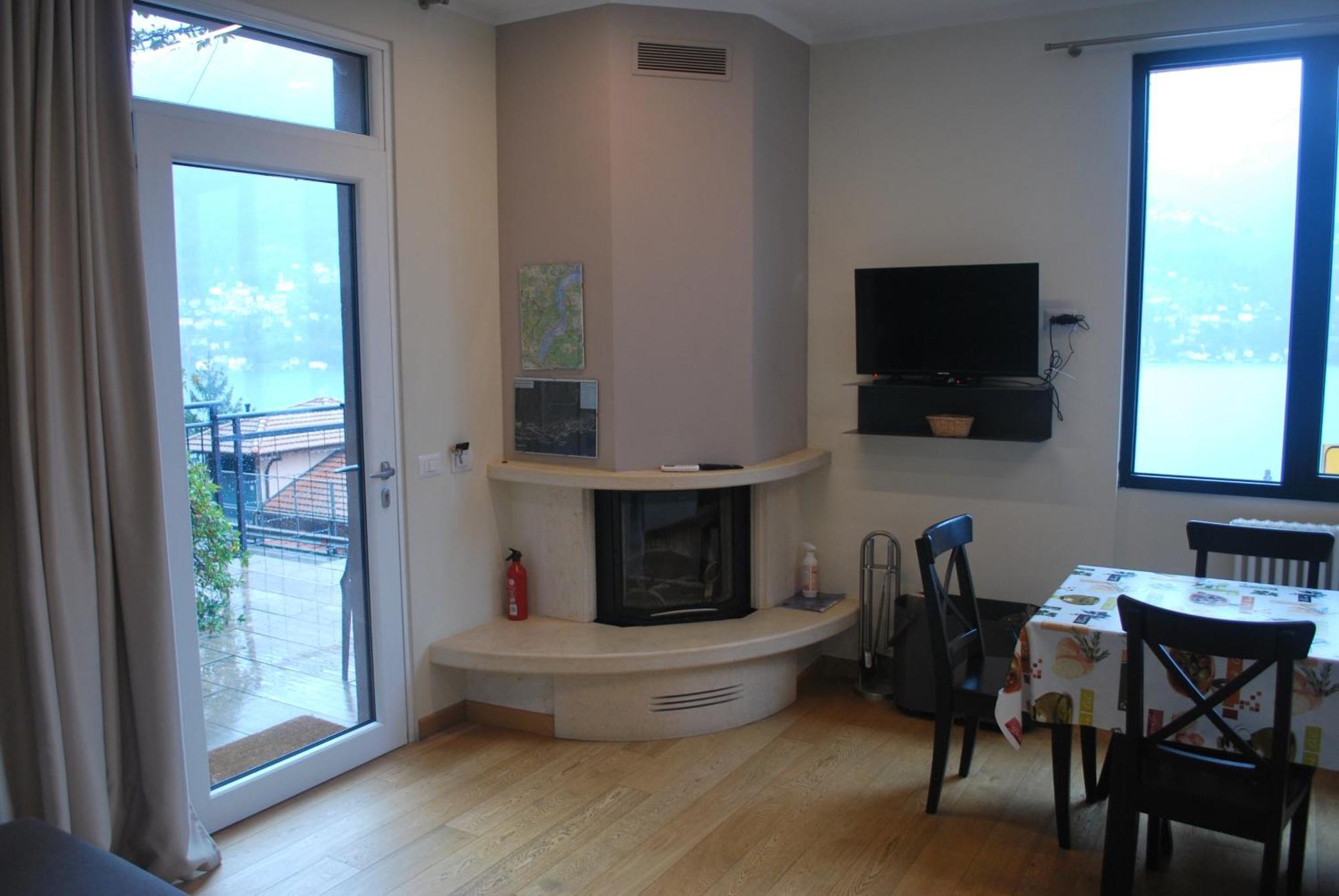 Apartament Andrea Olga House Laglio Zewnętrze zdjęcie