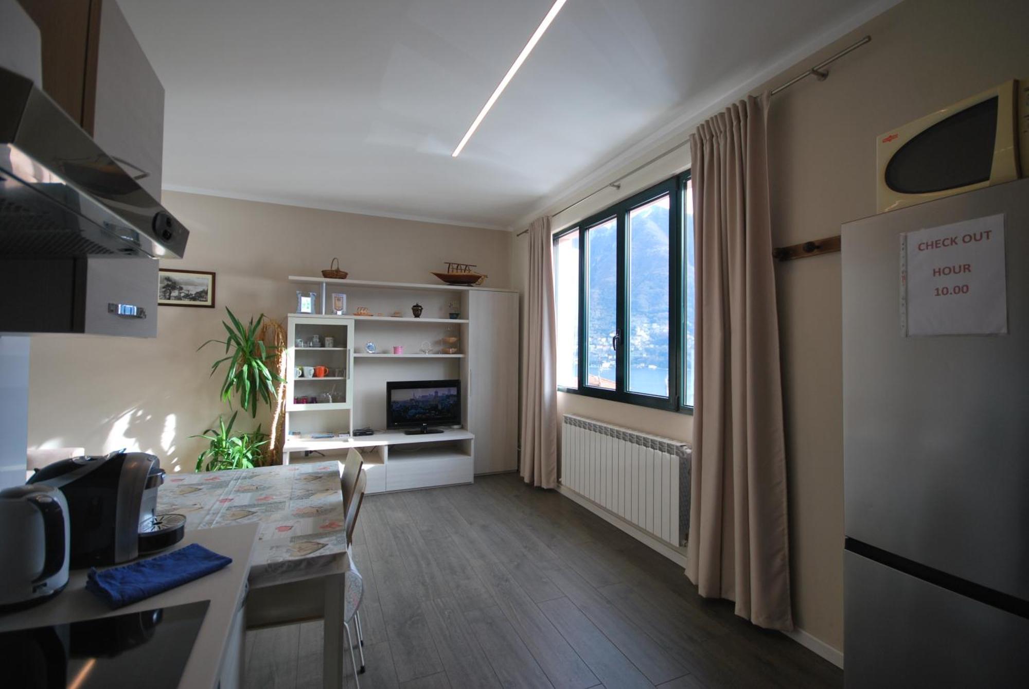 Apartament Andrea Olga House Laglio Zewnętrze zdjęcie