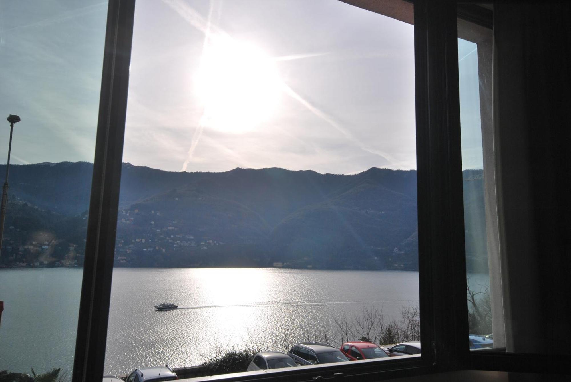Apartament Andrea Olga House Laglio Zewnętrze zdjęcie